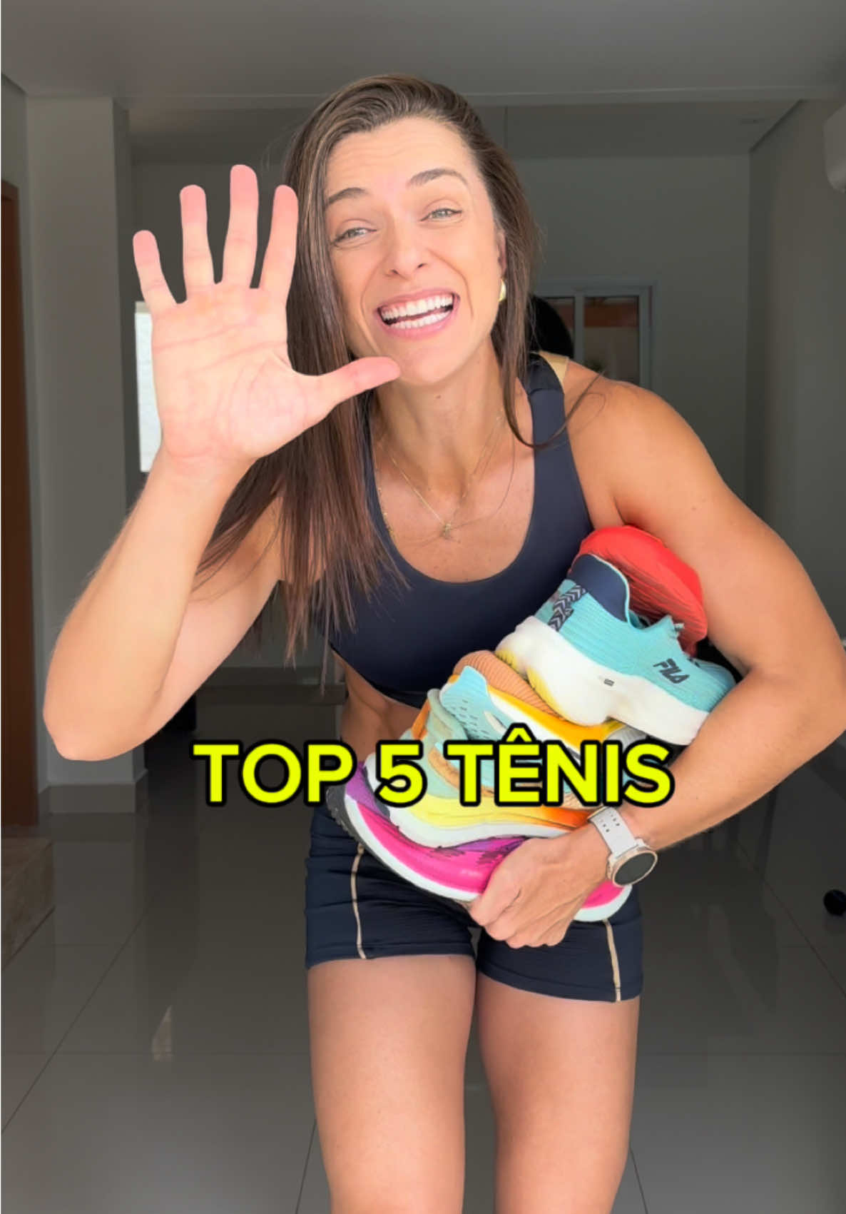 Meu TOP 5 tênis de 2024 👟♥️ Já salva✅ 👉🏻 Qual deles você tem e curte também ou gostaria de ter? Esses são os mais usados pra: • asfalto 🛣️ • trilha 🥾  • academia 💪🏻 Lógico que tiveram outros modelos incríveis, mas esses foram os que mais usei por tempo ou quilometragem. Todos eles e vários outros tem na @netshoes 😍💜 Baixe o app e garanta aquele presentão de Natal no melhor preço! #tenis #tenisdecorrida #corrida #corridaderua #corrida #run #runner