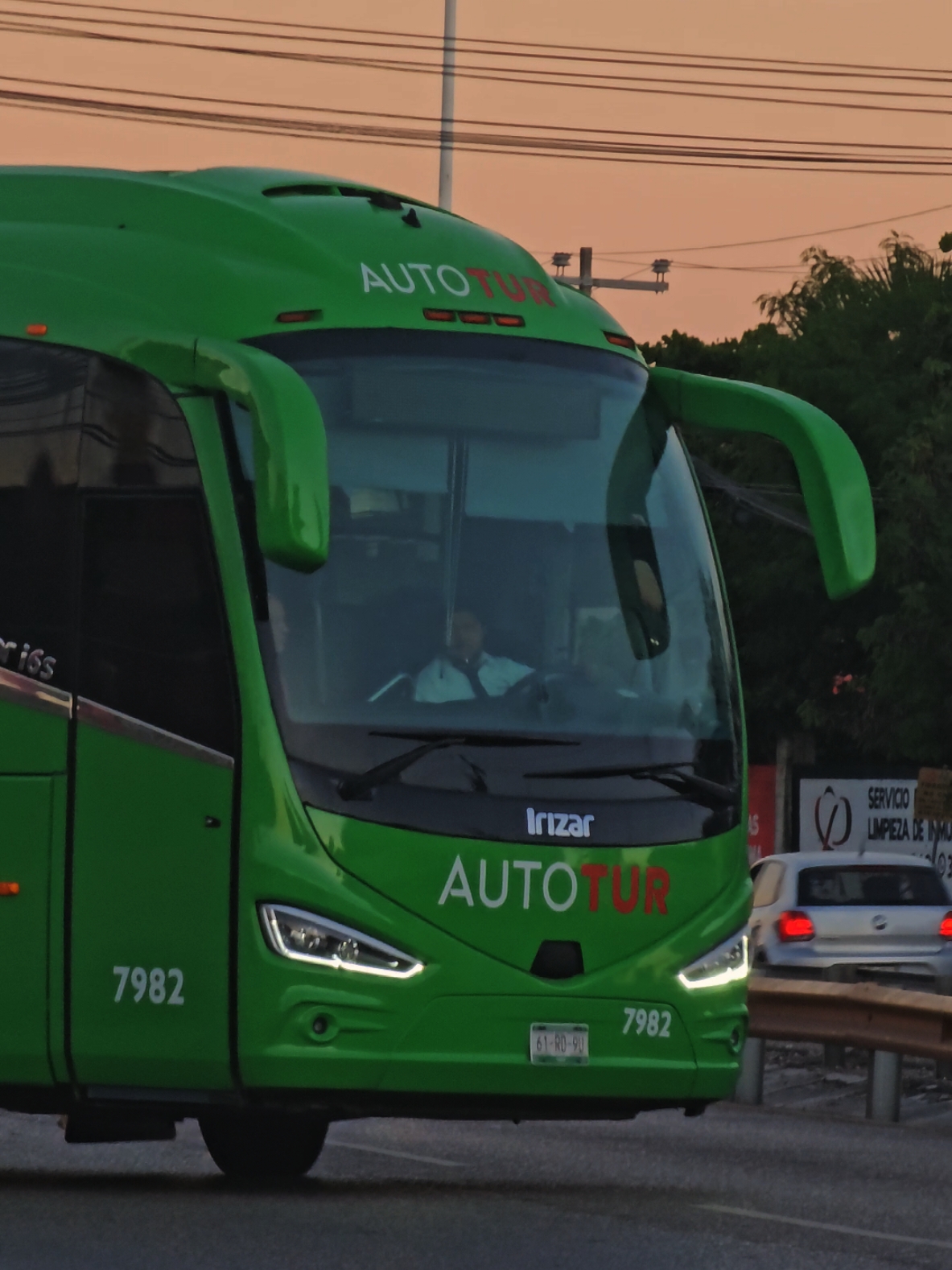 #cuelloduro #cuellodurode❤️ #ado #autotur #autobus #autobuses #autobuserosde_de_❤️ #autobusesdemexico #movilityado #busologa #busologos❤️✨🚌💨 #busologo #busologosdelmundo #trailerosmexicanos🇲🇽💯😎 #trailero #trailerosdecorazon #cachimberosdecorazon #cachimberosde♥️🇲🇽 #cachimberosdela57🐽🚛😎 #turisticos #trokeros #trokerosdela57 #trokeros #nelsonkanzela #nelzonkanzela💃 #Cumbia #viral_video #viralvideos #viralvideos #pyfツviral_❤ #pyf #infiel #autobusesturisticos #bus 