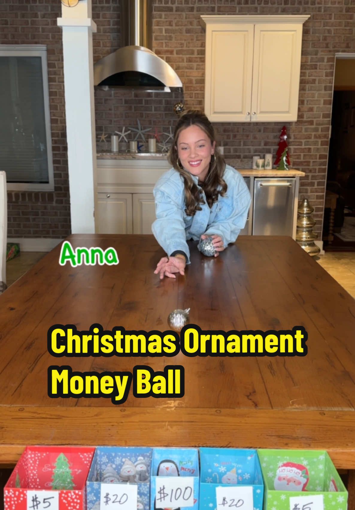 Christmas ornament money ball!! #familygamenight #FamilyFun #christmasgames #holidaygames #partygames #moneygames 