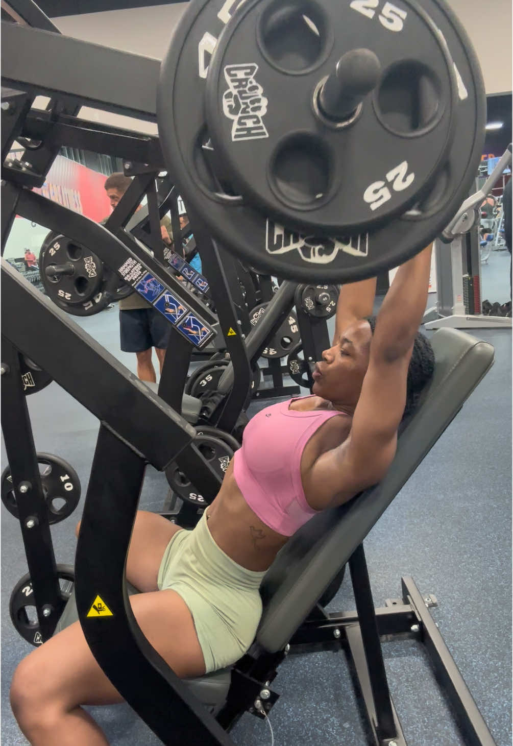 In order to succeed, you have to believe that you have the ability to get to where you want to be👏🏾 #fyp#foryourpage #MentalHealth #pushday #upperbody #upperbodyworkout #blackgirltiktok #blackgirlfitness #strengthtraining #fitnessjourney #morningroutine #keepgoing #consistency #dedication #gymmotivation #GymTok #FitTok #crunch 