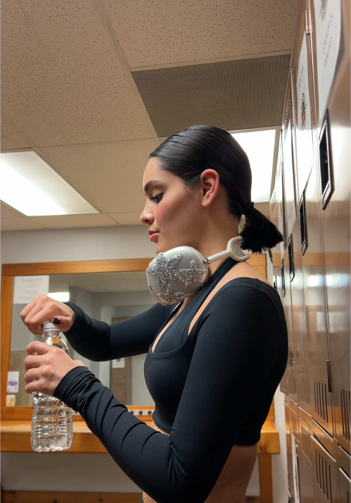 Afternoon workout 🎧🖤  Gym fit from @csb  #workoutmotivation #workoutfit #gymmotivation #gymoutfit #gymoutfitideas #gymoutfitinspo #gymoutfitoftheday 