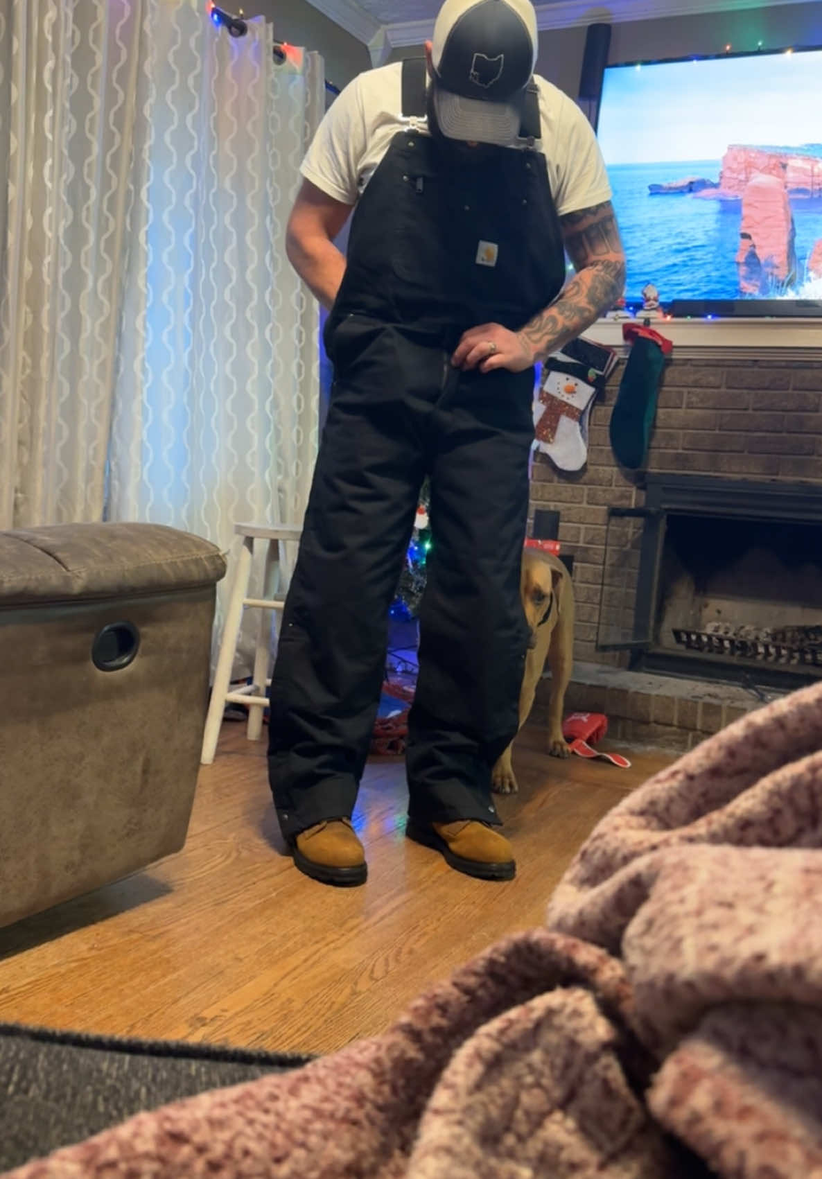 The most selfless man🥹 #bluecollar #bluecollarboys #bluecollarwife #husband #over40 #carhartt #manhaul 