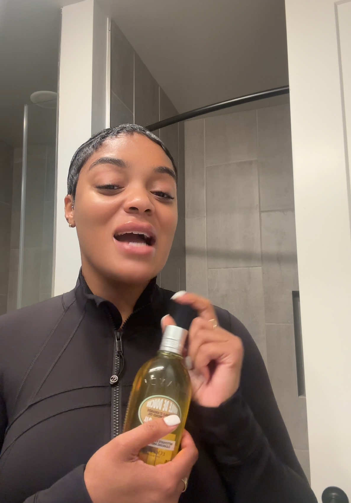 No exaggeration do you hear me! #loccitane #fy #fyp #everythingshower #showerroutine #viral #creatorsearchinsights #bodyoil #showeroil #tiktokshop 