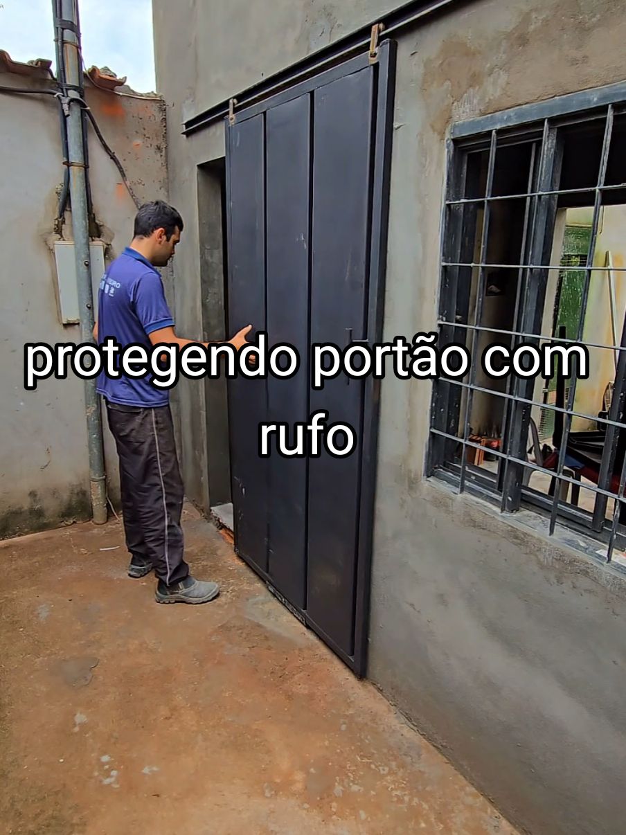 como proteger seu portão da chuva  #pedreiro #construção #obra #reforma 