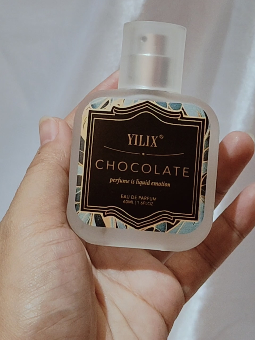 I have another chocolate perfume atbkaya pala nagttrending mga pabangong chocolate kasi naman ang babango nila 🥰☺🍫✨ #chocolateperfume #perfumesforwomen #perfumeformen #yilixperfume #yilixchocolateperfume #longlanstingperfume  #perfumes #foryou #trendingperfume  #foryoupage #fyp 