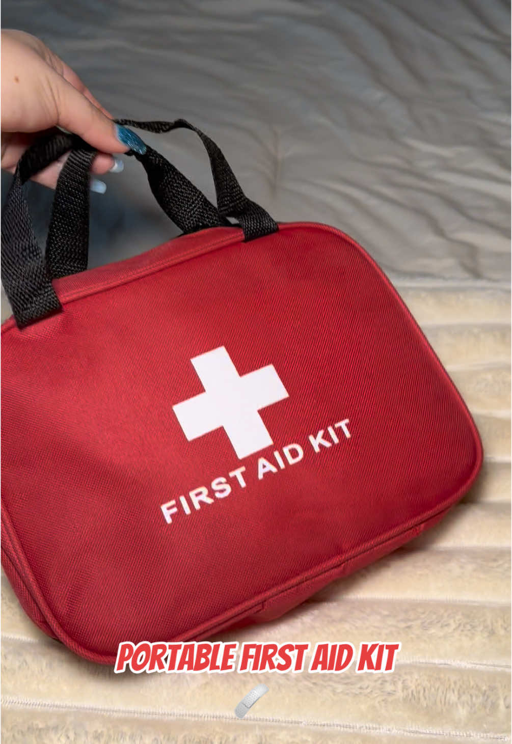 #firstaid #firstaidkit #Hiking #caressentials #hikingessentials #MomsofTikTok #TikTokShop #tiktokshopfinds #teamwork #fyp 