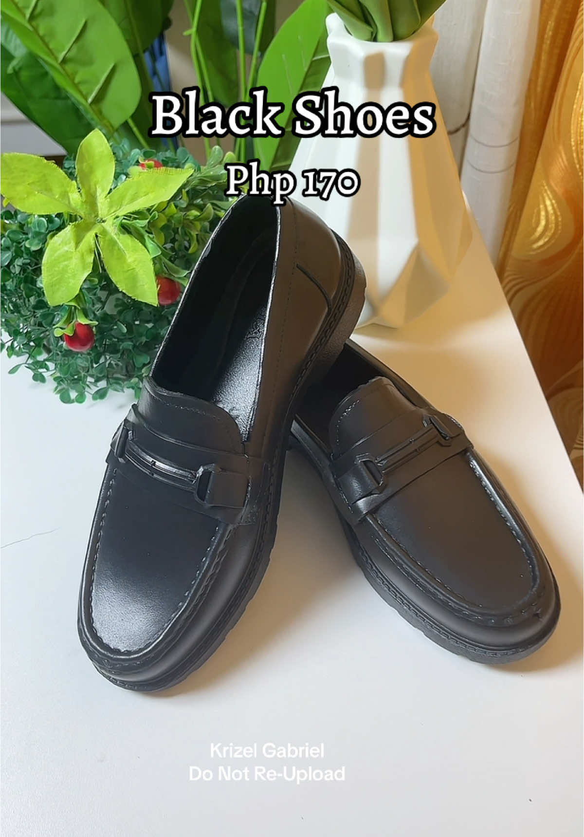 Php170 na Black Shoes!!😍 Ang mura na nyan mga sissy!! Ang ganda pa ng quality❤️ #blackshoes #blackshoesformen #blackshoesformenrecommendation #blackshoesformenschool #blackshoesformenaffordable #blackshoesforwork #blackshoesforcasual #blackrubbershoes #rubbershoes #blackshoesforrainydays #blackshoesrubber 