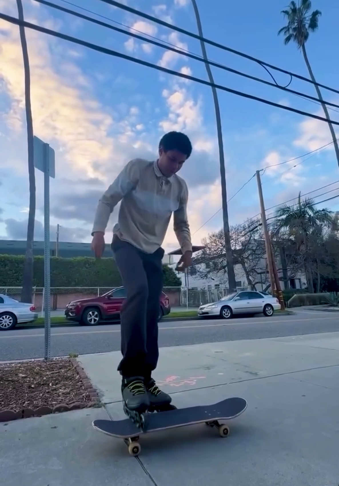 Kickflip on rollerblades is wild 😭 (IG: sunhatkid) #sports #Skateboarding #professional #skatelife #skatetok #skateboardingisfun #viral 