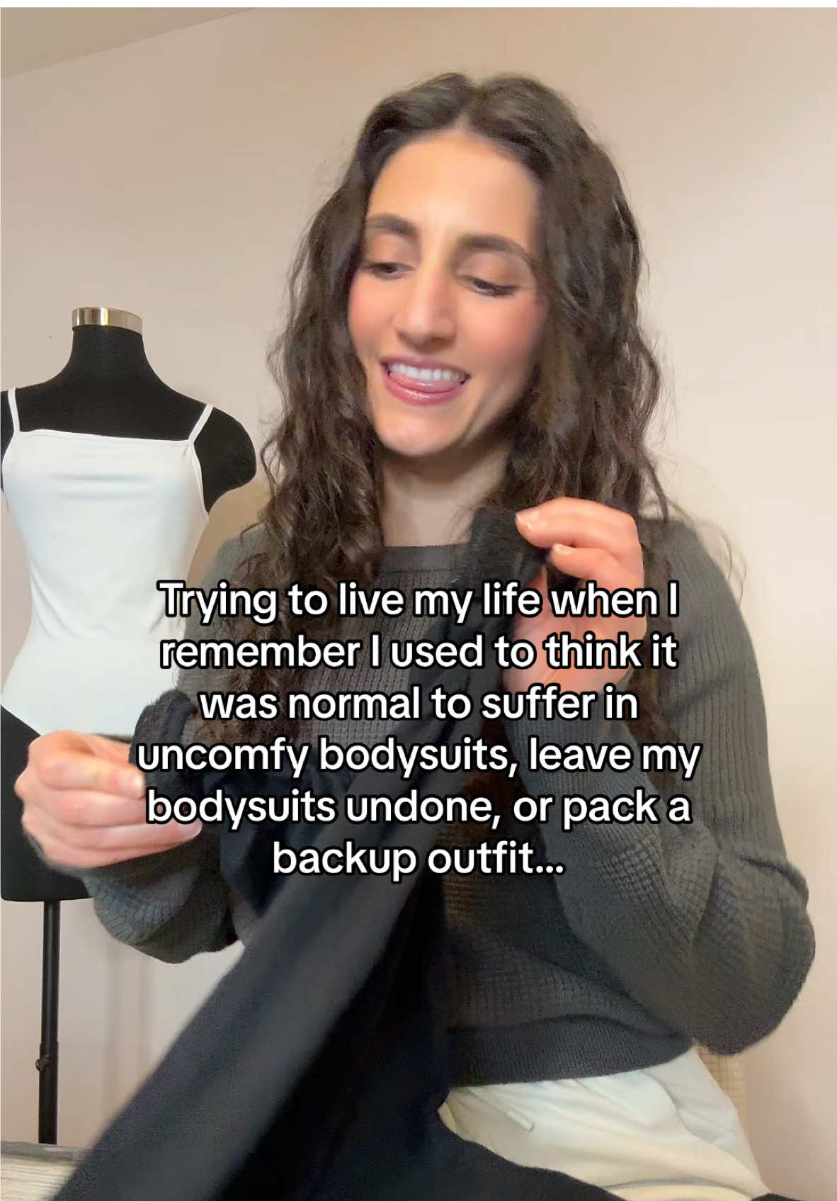 gone are the days of painful bodysuits and unbuckling your bodysuit just to move without being in pain 👋 backup outfits aren't needed when comfort is built in to your velcro closure bodysuits! 🤍#bodybyyara #velcrobodysuits #bodysuit #comfort #fashion #women #fashionhack 