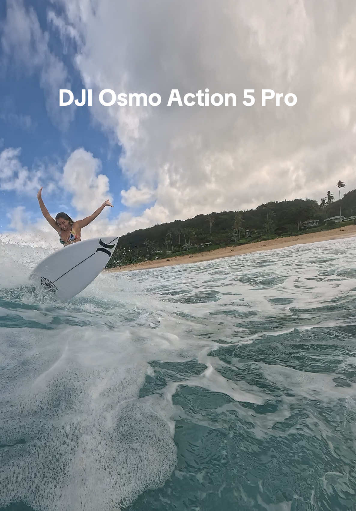 Can’t get over my new DJI Osmo Action 5 Pro!! It has a 155 degree Ultra-Wide FOV that captures the whole frame while I’m surfing!! 🤍@DJI Osmo #DJIOsmoActionPro #surfcamera #actioncamera #oahu #hawaii