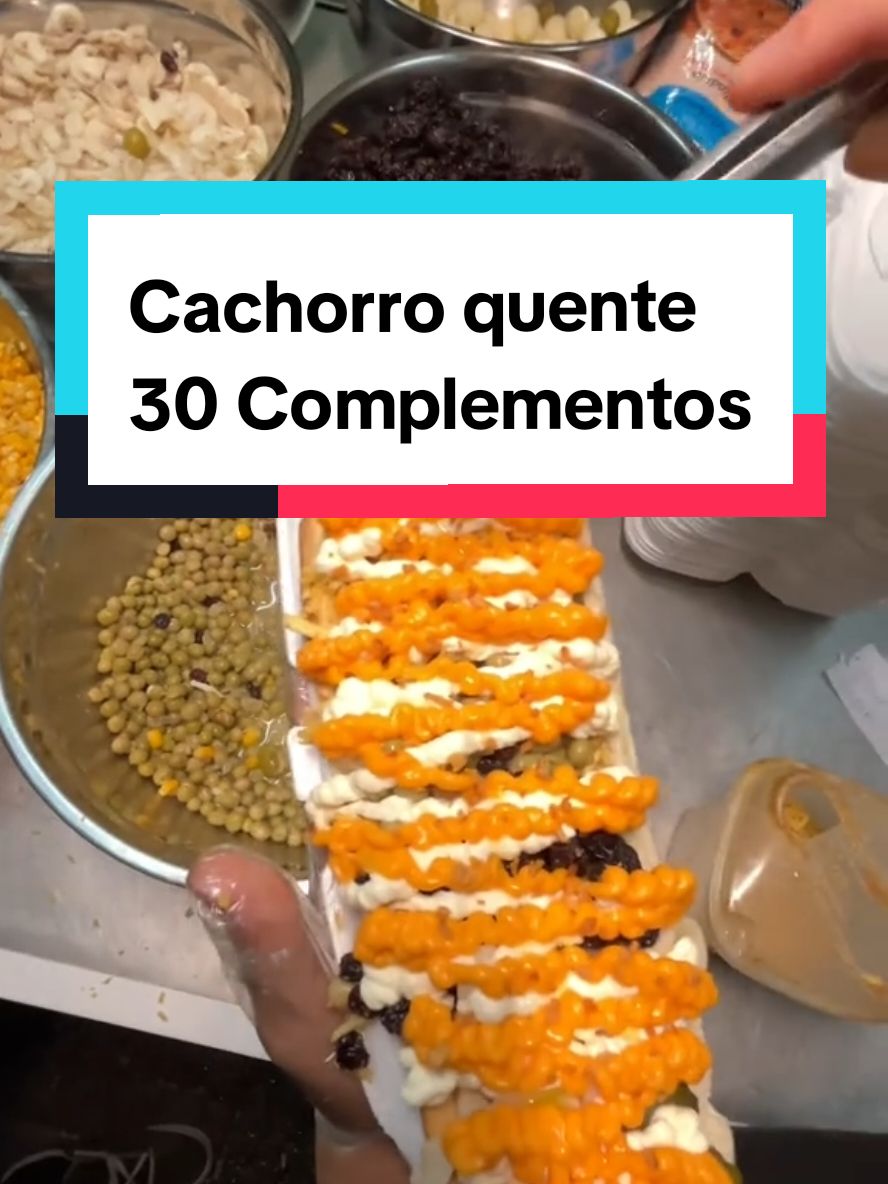 Desafio 1º Cachorro Quente Gigante 30 ingredientes R$22 @cachorroquenteoficial Rio de Janeiro 📍Ao lado do Madureira shopping 📍Em frente a Batata de Marechal 📍Praça do Patriarca Madureira 📍Praça Olavo Bilac-D.De caxias 📍Rua Traipu-Honório Gurgel #cachorroquente #hotdog #fyp #comidaderua 