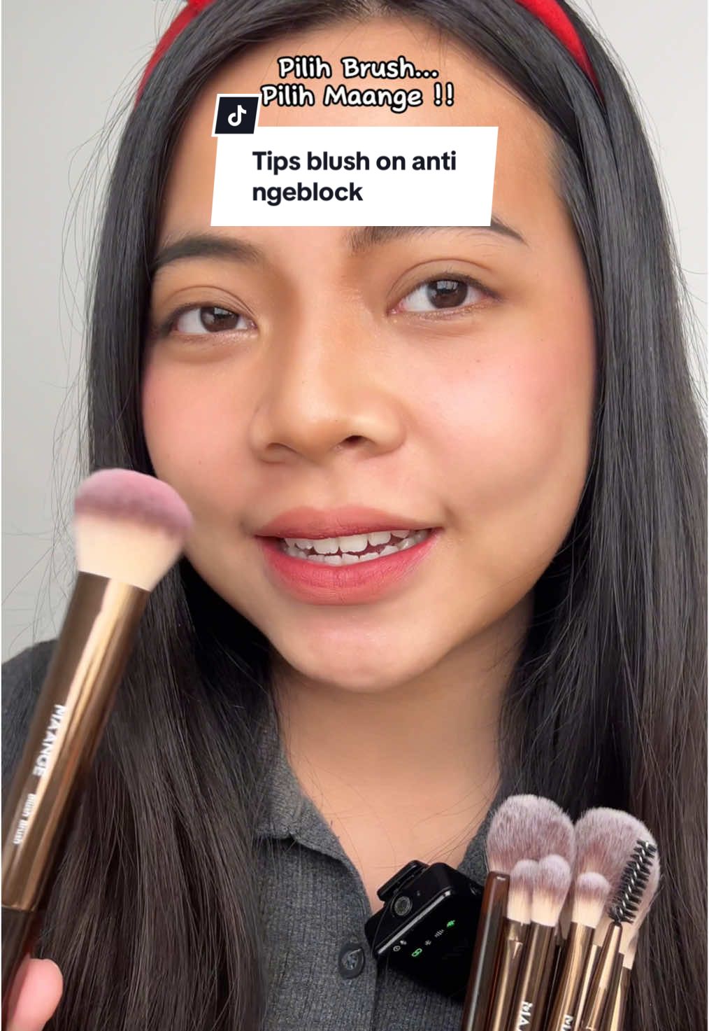 Tips blush on anti ngeblock, yuk checkout sekarang di live Maange atau keranjang kuning 😉 #MAANGE #MAANGEbeauty #MAANGEtools #viral #pilihbrushpilihMAANGE #racuntiktok #makeup #recommendations #rekomen #maangebrush #brush #maangesetbrush #makeuptools #brushmakeup #makeupbrush #promoguncang1212 #promoguncangtokopedia #shoptokopedia #MegaGuncang1212 