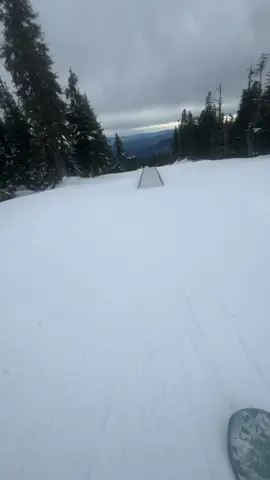 Little solo day! Not a lot of videos but it was a beautiful day #mountain #park #snowcloud #fyp