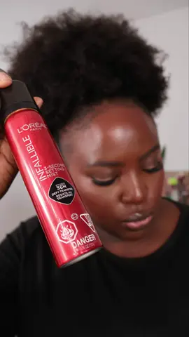Encore un spray fixateur qui ne BOUGE PAAAAAAS!!! @L’Oréal Paris  Infaillible 💫😍 ✨ Le secret d’un teint impeccable toute la journée !!! Une couvrance parfaite, une tenue longue durée, et un fini naturel qui résiste à tout 💪🏾🔥 Testé et approuvé – qui va l’essayer ? 👀 #fixingspray #blackgirlmakeup #beautytips  