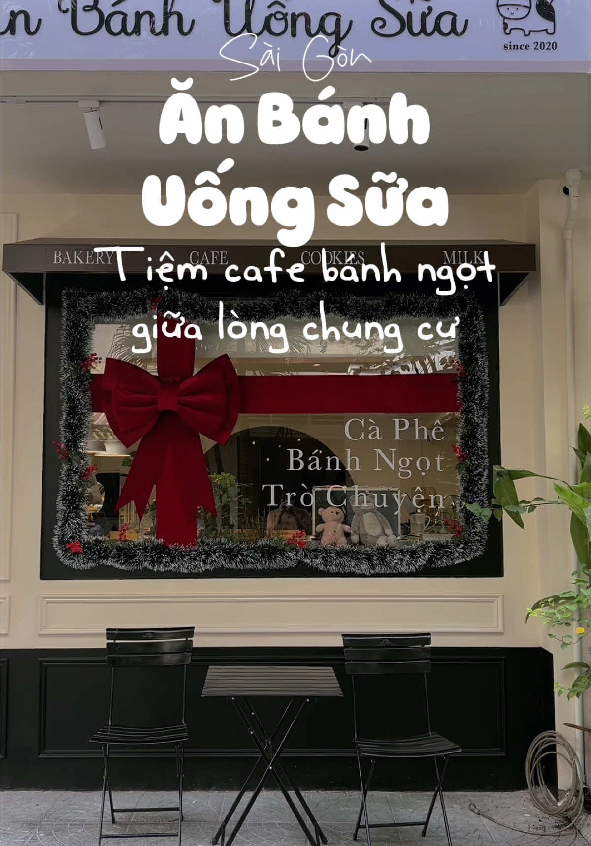 Đi ăn bánh ngọt uống sữa lắc siu ngon tại tiệm cafe núp khu chung cư ở Phú Nhuận, tiệm có không gian rất xinh, bánh với nước siu ngonn ⋆˚𝜗𝜚˚⋆ #anbanhuongsua #cafesaigon #reviewcafe #bakerycafe #cafebanhngot #cutecafe #xuhuong #fyp 