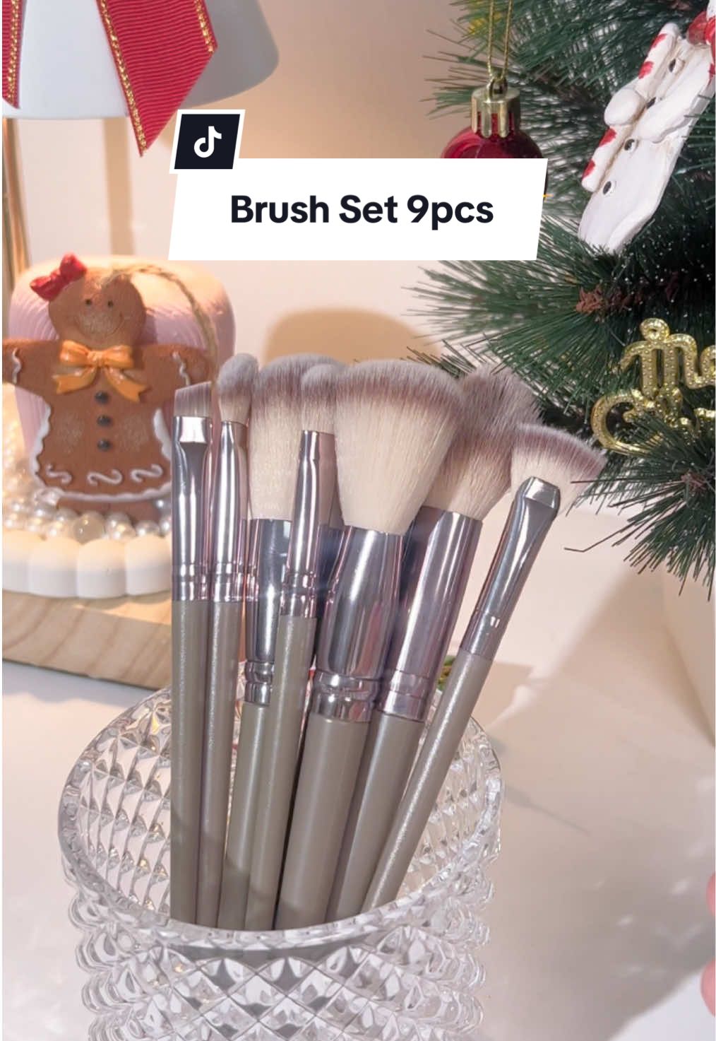 Brush set isi 9 untuk hadiah Natal 😍🥰 #MAANGE #MAANGEbeauty #MAANGEtools #viral #pilihbrushpilihMAANGE #racuntiktok #makeup #recommendations #rekomen #maangebrush #brush #maangesetbrush #makeuptools #brushmakeup #makeupbrush #promoguncang1212 #promoguncangtokopedia #shoptokopedia #MegaGuncang1212 