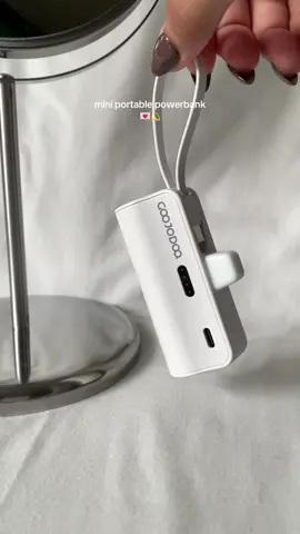 i can carry this even in my pocket! 😩🤞🏻 #powerbank #portablepowerbank #powerbankmini #powerbankcharger #fyp #trending #viral 