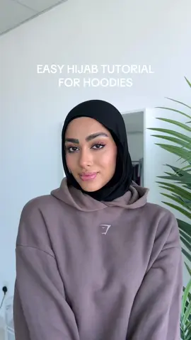 Hijab tutorial for hoodies — we love how easy and quick it this look is #hijabitiktok #modestfashion #modestoutfits #hijabtutorial #modalhijab 