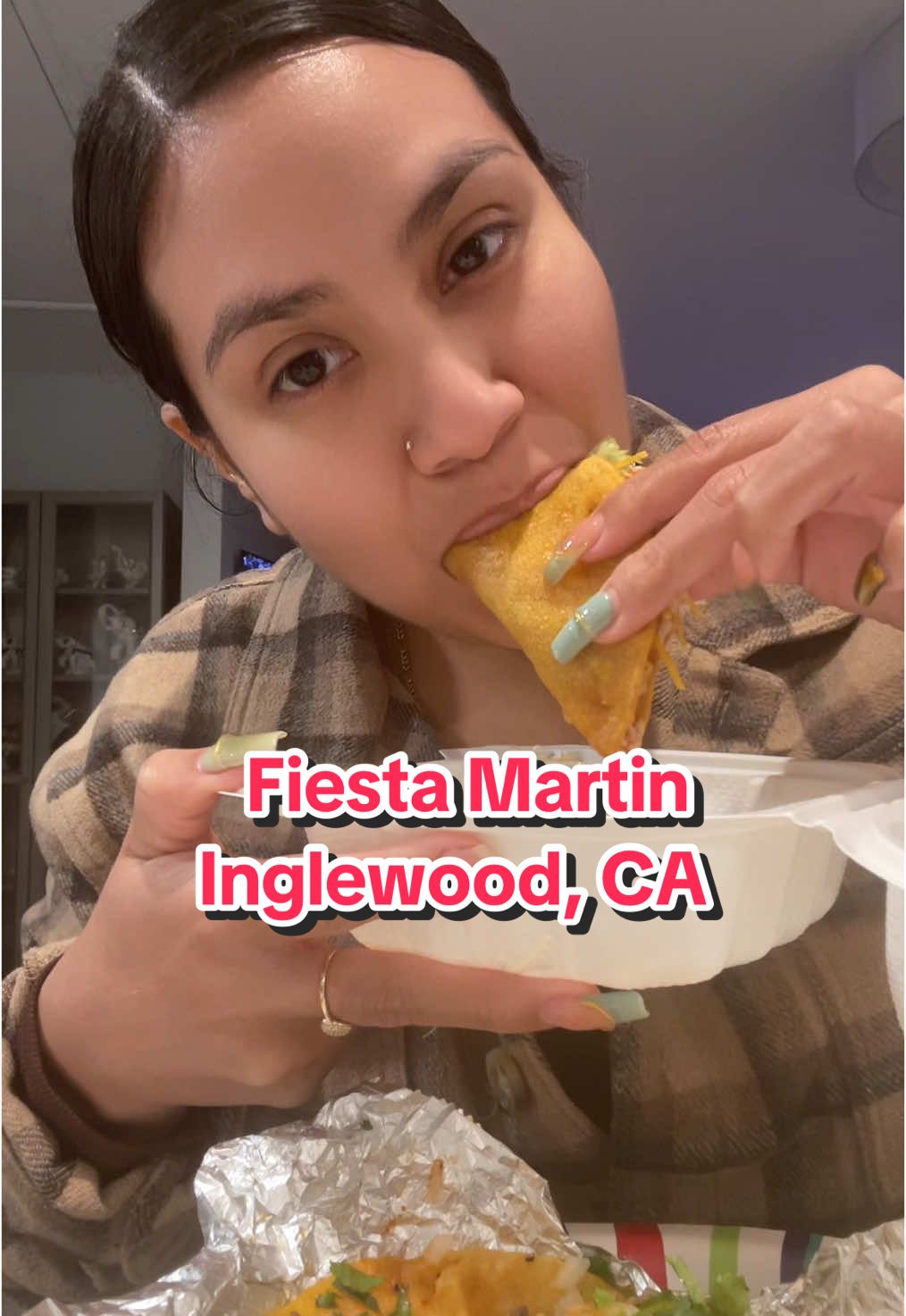 Good ol Fiesta Martin iykyk! Love going over my friend house she just watch basketball while i eat 🤣 #mukbang 