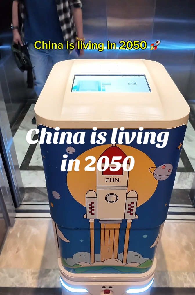 China is living in 2050 🤯 #chinatravel #chinatrip #travelbucketlist #traveldestinations #worldtravel #traveltheworld