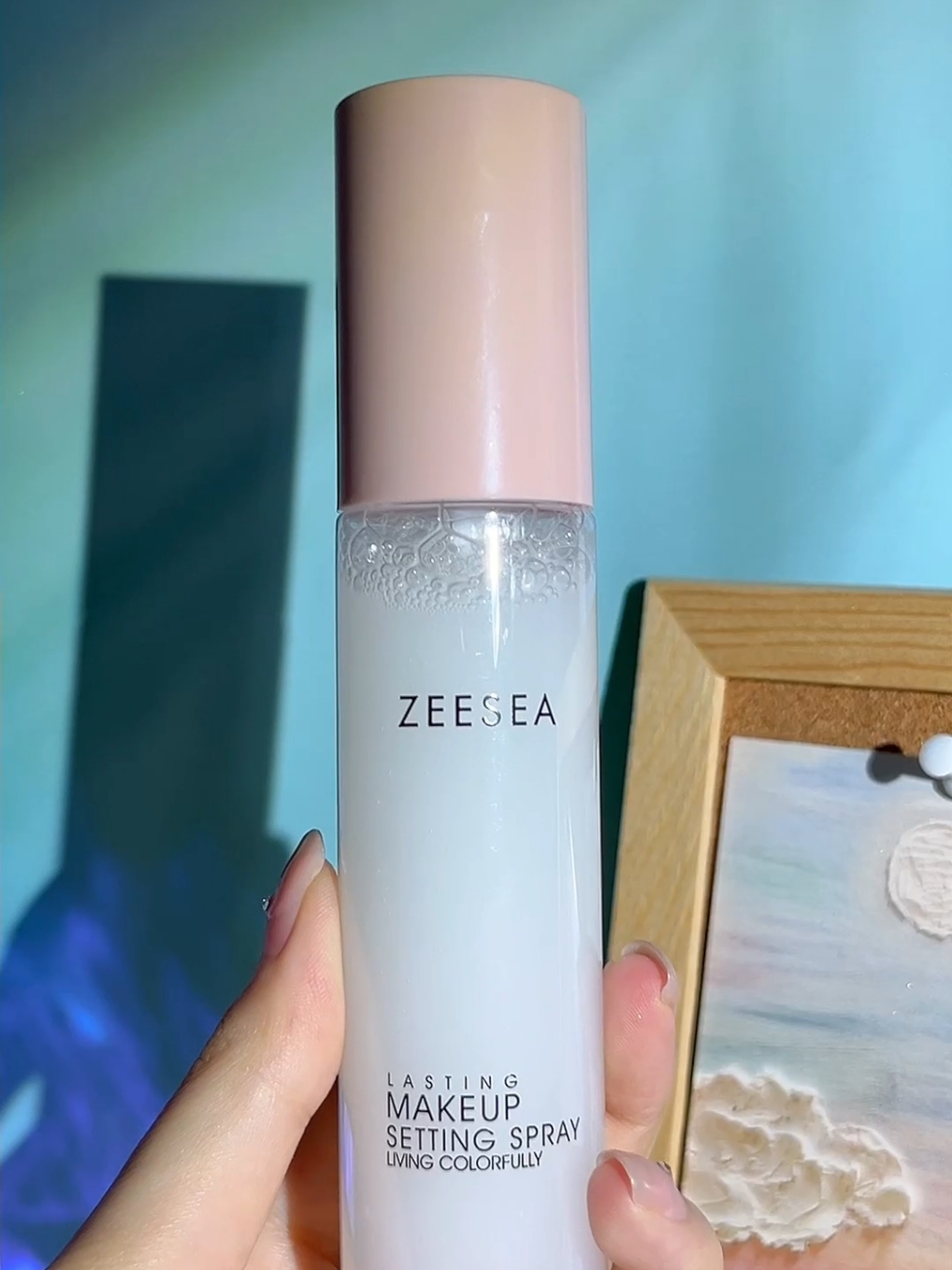 ZEESEA MAKEUP SETTING SPRAY #ZEESEA #makeup #makeuplook #cosmetics #beauty #beautymakeup #settingspray #makeupworld #set #glow #fixer #settingspray #makeupsetter #makeupfixer  #setmakeup #settingspraycollection #shoponline 