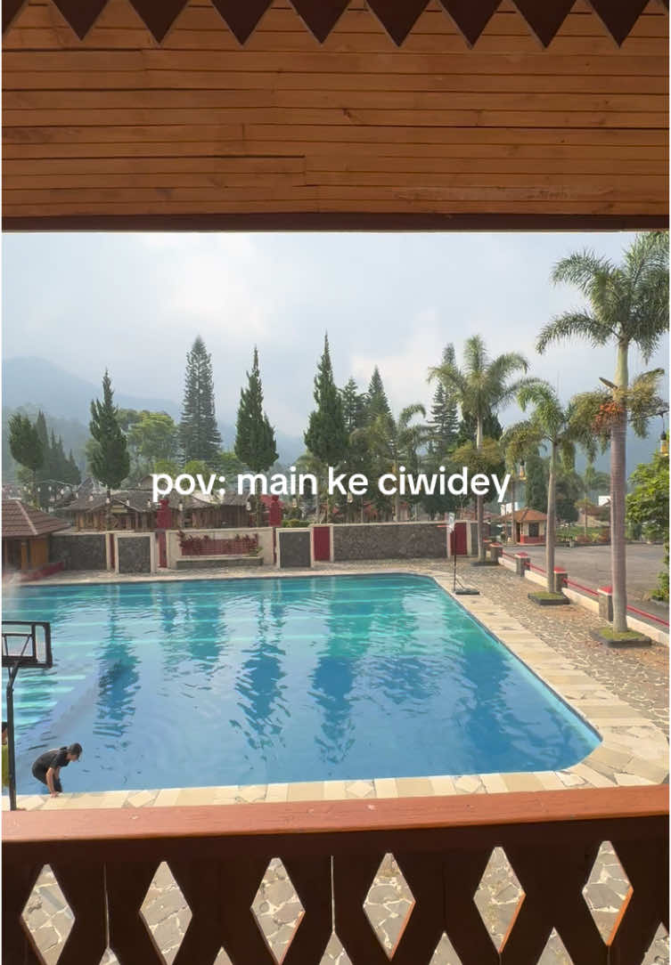 jatuh cinta sama view nya 😍 #bandung #staycation #staycationmurah #hotelmurah #bandunghits #ciwidey #ciwideybandung #explorebandung #exploreciwidey #checkin #hotelbandung #villabandung #villamurah #wisataalam #wisataalambandung #wisatabandung #wisataciwidey #kebuhteh #kebunstrawberry #petikstrawberry #pemandianairpanas #parawisata #travel #explore #liburanseru #liburanhemat #liburancheck #liburan #liburanmurah #liburanbandung #couple #ayang #barengayang #kampungstrawberry #kawahputih #situpatenggang #sunanibu #pangalengan #lembang #kawahrengganis #warungkopigunung #healing #refreshing #rancaupas #hiddengems #agentravel #travelagent #studytour #familygathering #gathering #outbound #kulinertiktok #kuliner #kulinernusantara #kulinerindonesia #kulinerbandung #oleholeh #oleholehbandung 