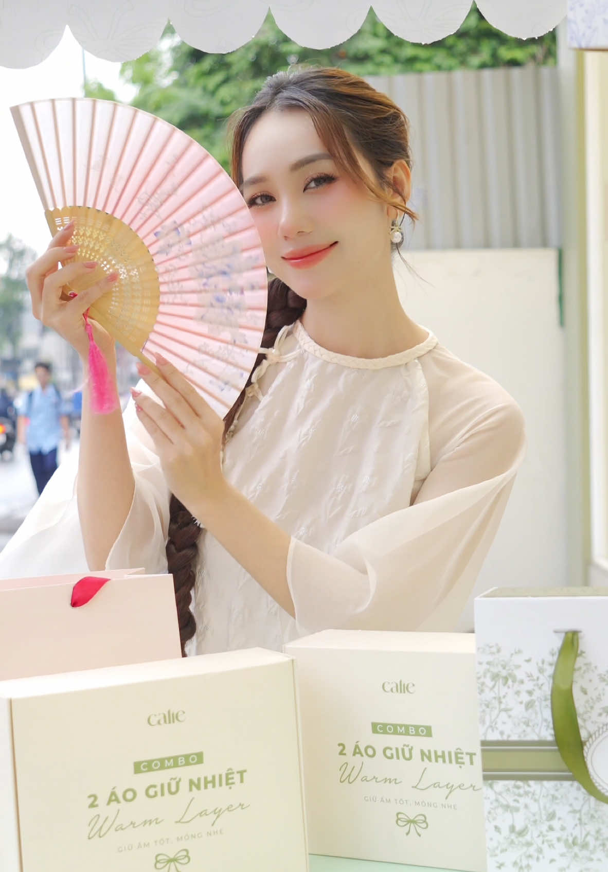 Cùng Chi trải nghiệm BST ÁO DÀI mới của nhà @Calie.vn nhé 🎉  #calie #simplypretty #sacnuochuongtroi #aodai