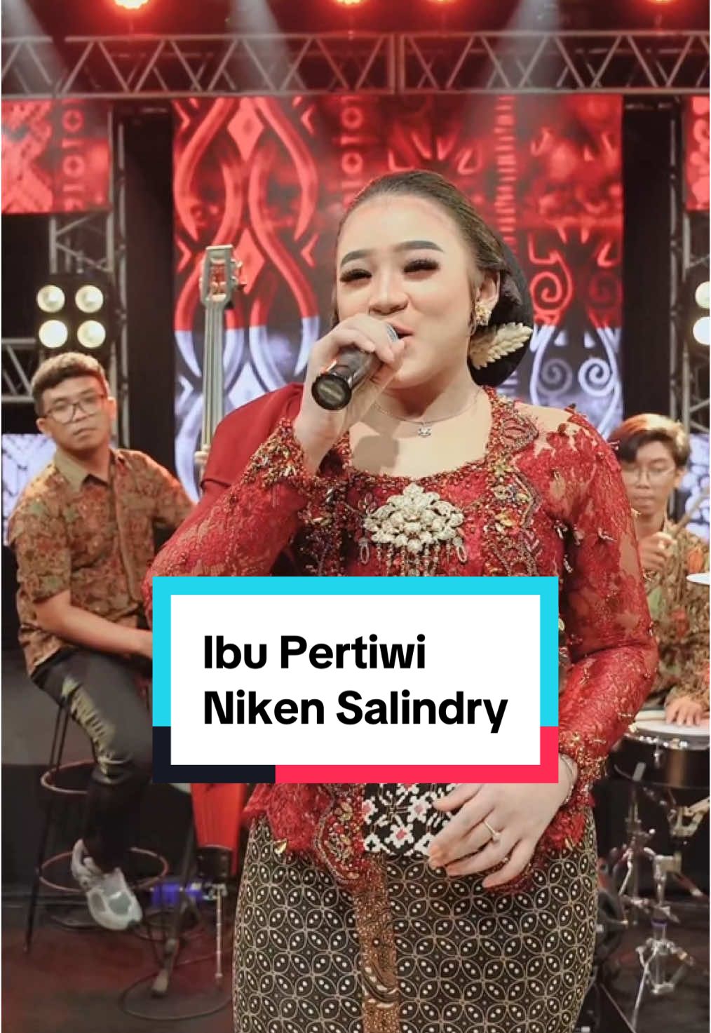 🎧Ibu Pertiwi ~ @nikensalindry♡ #ibupertiwi #keroncong #nikensalindry #liriklagu #lyrics #trends #fyp #foryoupage #templatecapcut #capcutedit #tiktoktainment 