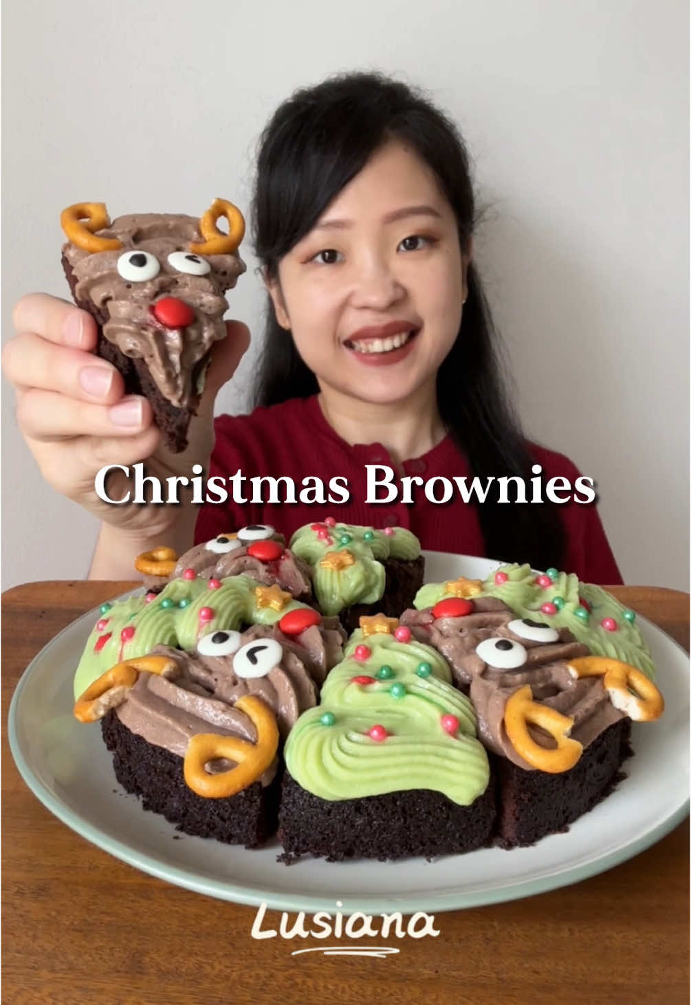 Very cutesy Christmas Brownies Sajikan fudgy brownies tanpa ribet dengan Air Fryer terbaru @Mito Digifry Color Pop Series. Dengan pilihan warna yang gemes, Peach, Blue, dan Green, siap bikin kamu semangat masak! Memiliki panel digital layar sentuh dengan glass top yang futuristik, kapasitas besar 3,5 Liter, dan inner pan anti lengket. Yuk bikin hidangan Natalmu jadi fun dan effortless! Dapetin Digifry Color Pop Series di official marketplace Mito. Gunakan promo code MITOLUS11 buat dapetin special price. #christmasbaking #fudgybrownies #SiPalingGenZ #MITOColorPopAirfryer #MITOAirfryerAF7 #MITOAirfryer #mito 