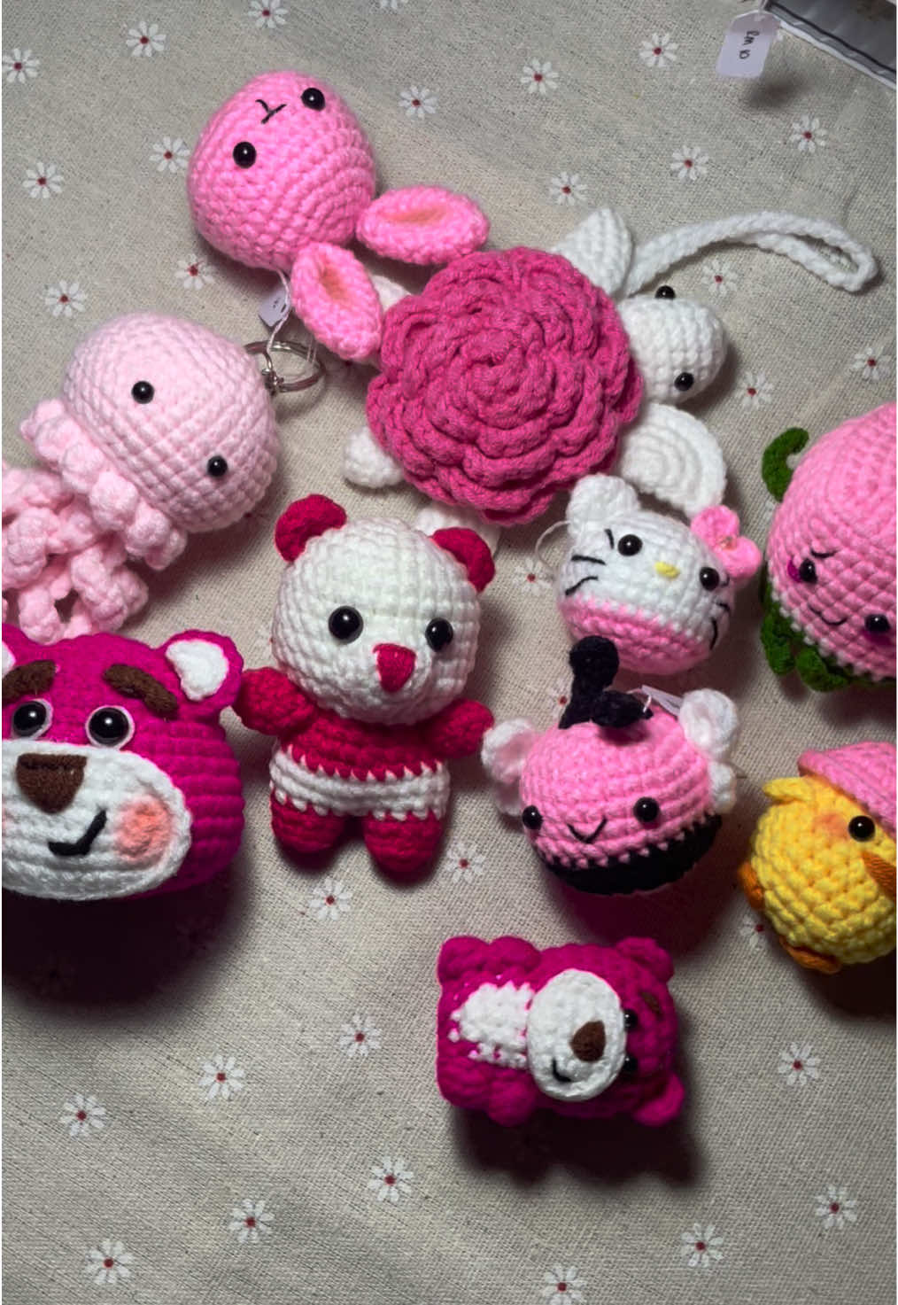 Pink lover #amigurumi #pinklover #pinkedition #amigurumicrochet #keychain 