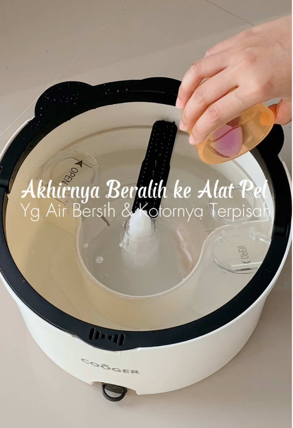 Sekarang sudah ada alat pel lantai dari @COOGER Indonesia yg ga cuma praktis aja tp juga bisa memisahkan antara air bersih dengan air kotor bekas bilasan, jadi bikin lantai bersih kinclong dan tentunya terbebas dari kuman  #alatpel #pellantai #spinmop #cooger #coogerindonesia #coogeralatpel #tipsandtricks #bersihbersihrumah #homedecor #Home 