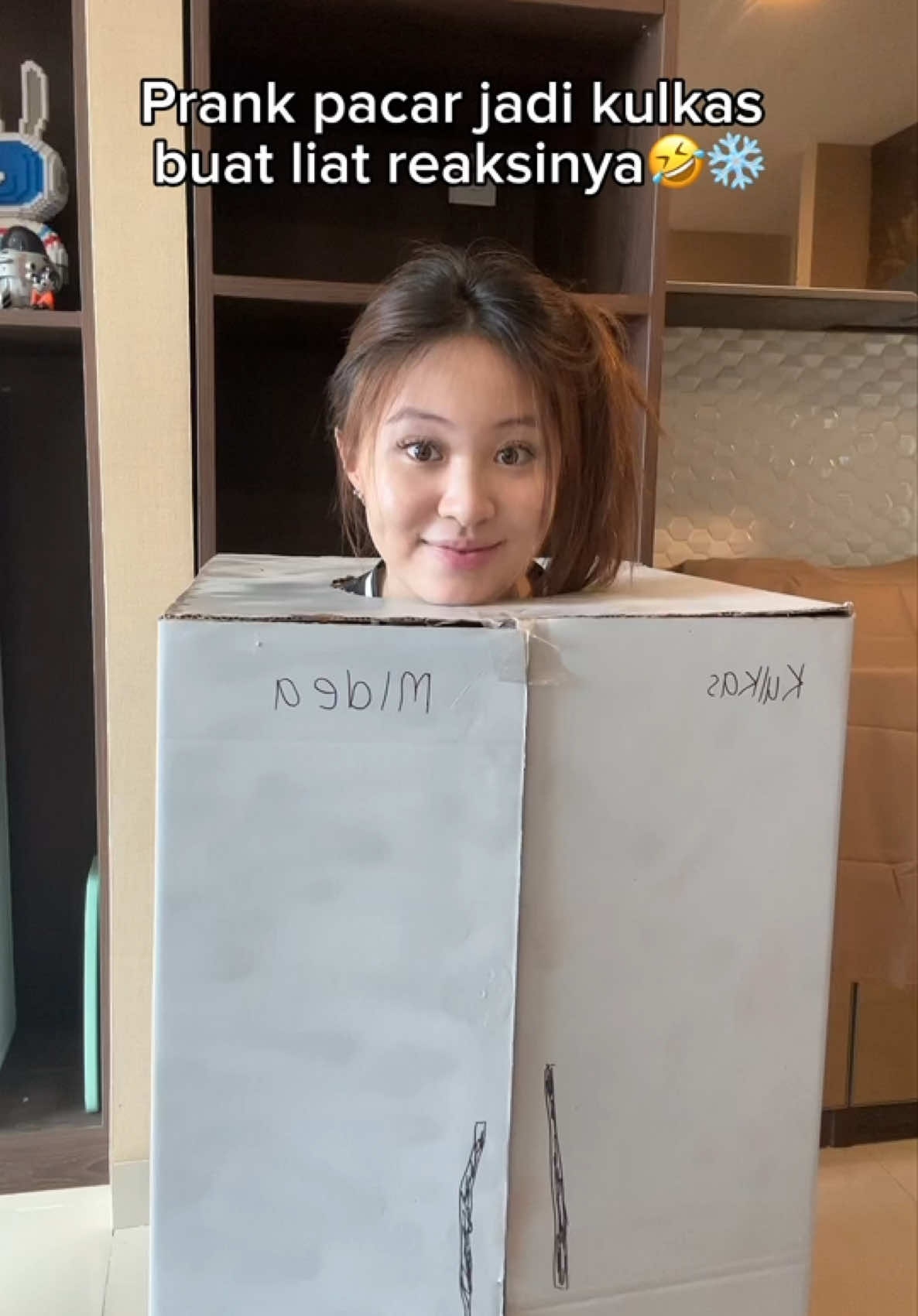 Kali ini gua jadi cewek cool😎 #enricovirly #fyp #couplegoals #couplecomedy #prankpacar #coupletok #prank #MideaLifestyle  #MideaInnovationMVP @Midea Indonesia  