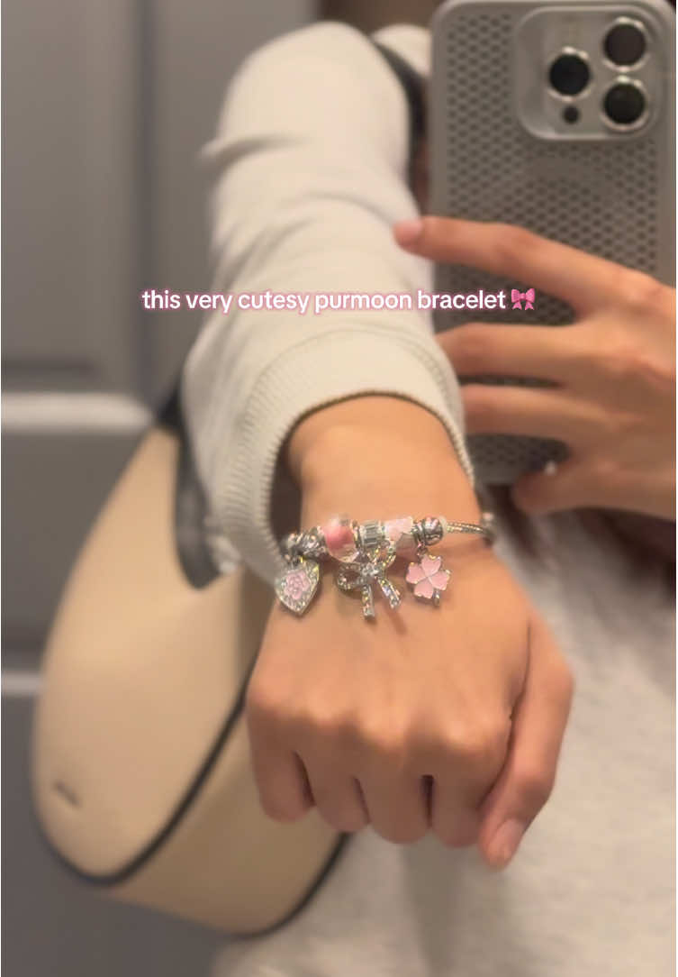 very cutesy lucky charm bracelet 🎀💗💞✨ #fyp #foryoupage #fypシ゚viral #foryou #purmoon #purmoonjewelry #bracelet 