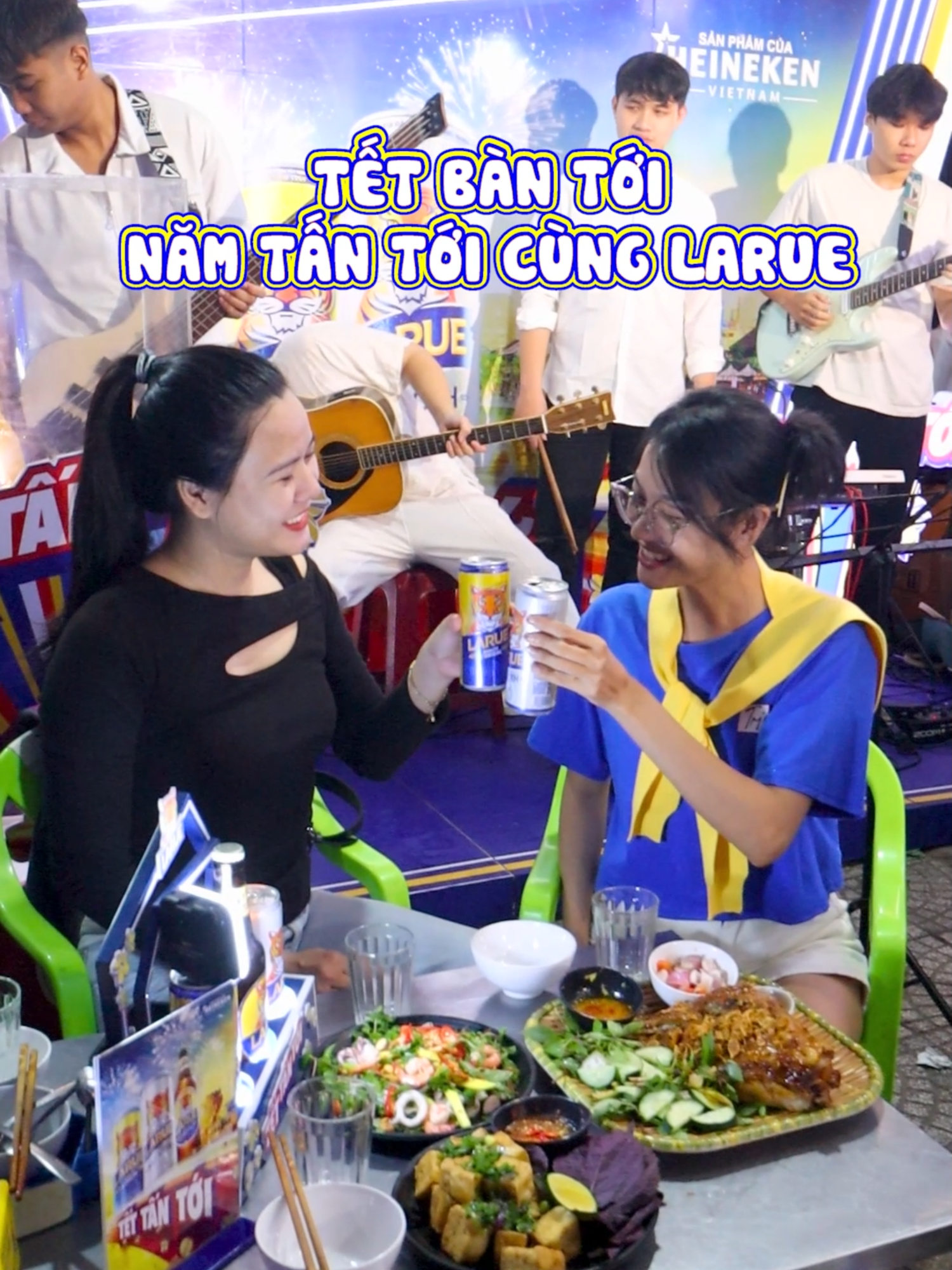 Chốt kèo tất niên cuối năm, rinh về cả mớ quà, đã nha! #Larue #Tetbantoi #Namtantoi #LarueTettantoi #changchamruoc #ancungtiktok #Reviewanngon #xuhuong #LearnOnTikTok