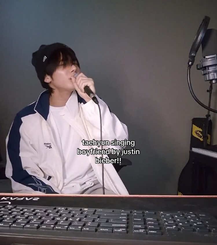 his voice omg😭 #txt #tomorrow_x_together #txt_bighit_official #txt4thgenleaders #txtmoa #viral #foryou 