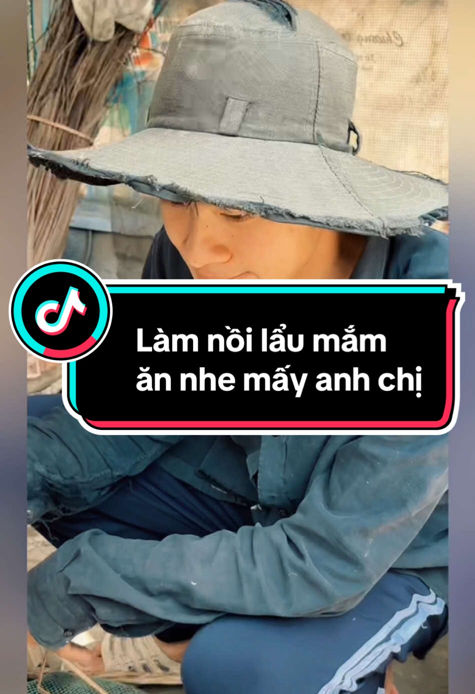 Làm nồi lẩu mắm ăn nhe mấy anh chị #damgiobencontiktok 