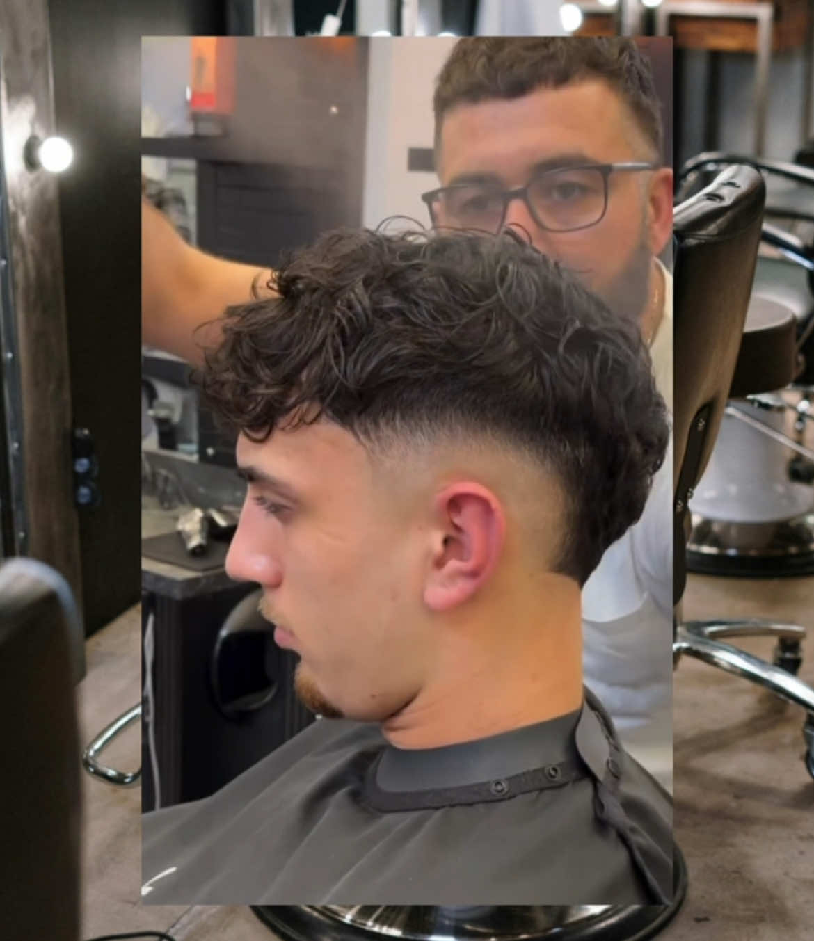 BURST FADE💈 #viral #barberoslati #videography #video #tutorials #barberosdelmundo #barbero #hairst #trending #barbershopconnect #barberoslatino #barberlife 