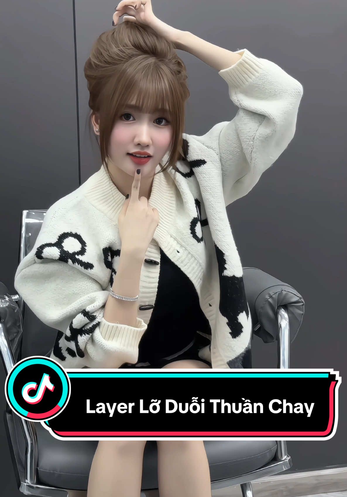 Kiểu tóc layer lỡ duỗi tự nhiên mix màu tôn da #tuannguyen #tuannguyenhairsalon #dcgr 