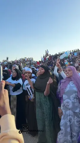 Tagerayasha gabdhaha xulka gobolka mudug❤️🔥🇸🇱#abdiraxmanbernardo #mireawaarestadium #garowe_puntland_🇸🇱🇸🇱 #koobkagoboladapuntland #goboladapuntland #galkacyo🇸🇱 