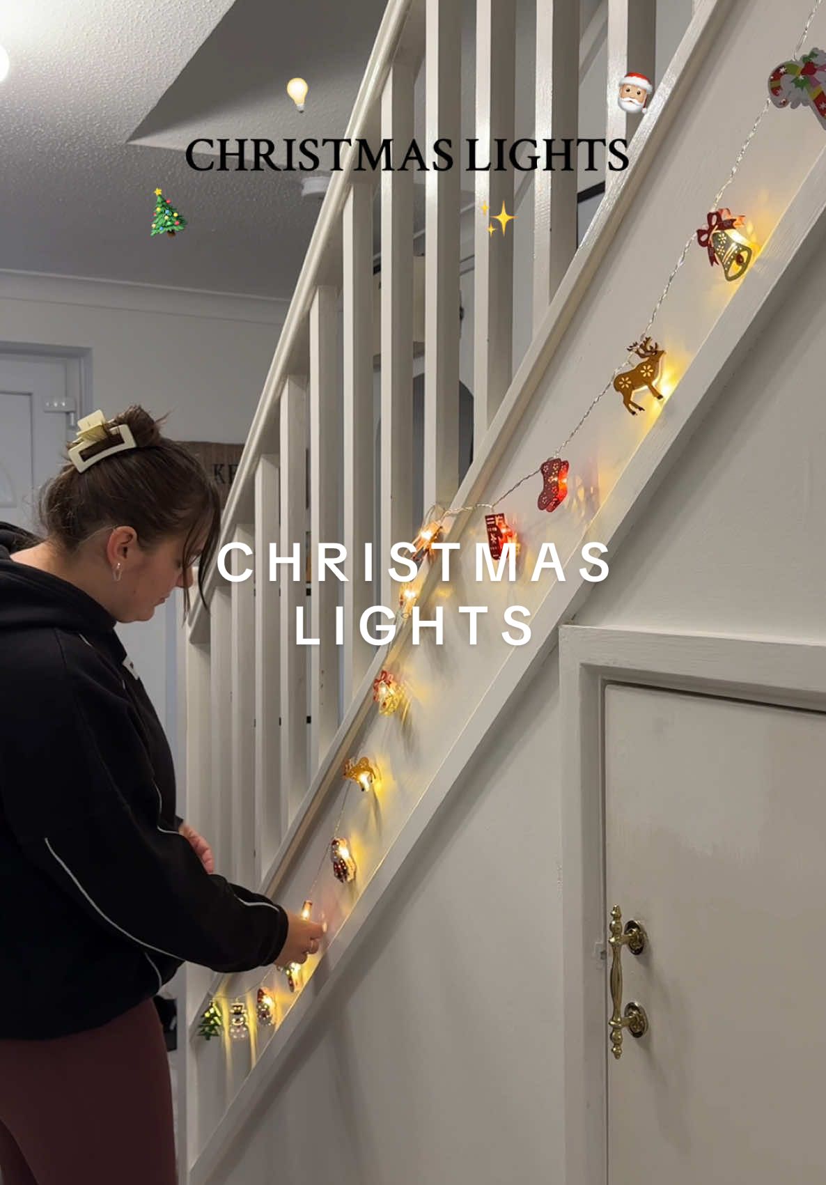 I absolutely love my christmas lights from tiktok shop. They make such a lovely addition to our hallway 🎄💡🎅🏼🎄 linked above #tiktokmademebuyit #TikTokShop #christmaslights 