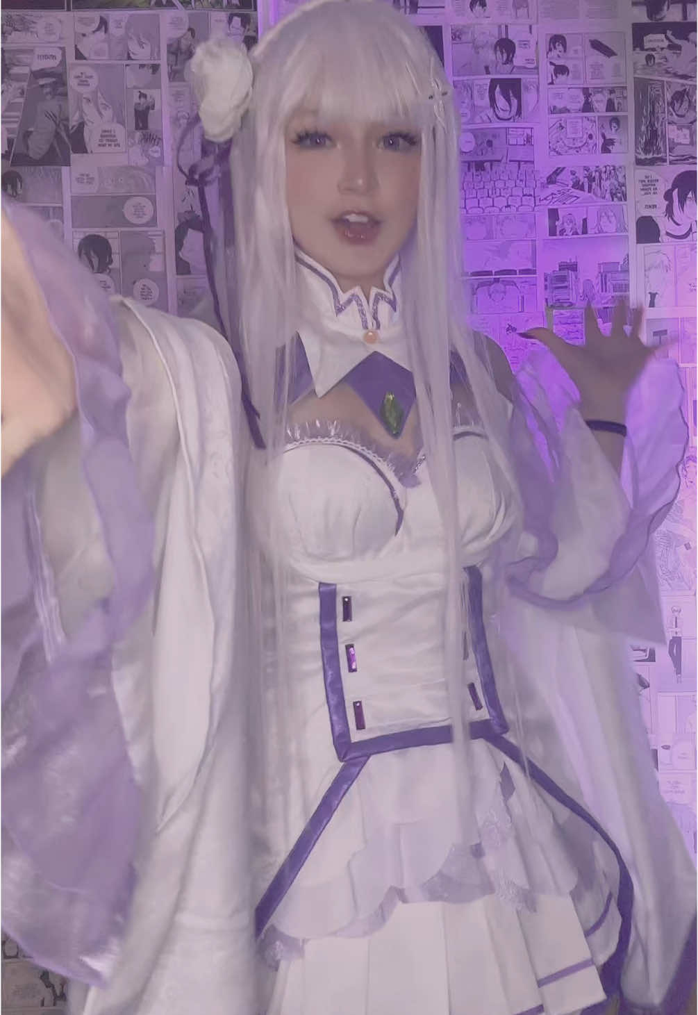 emilia!!! yay i never thought id cosplay her tbh #emilia #rezero #rezeroemilia 