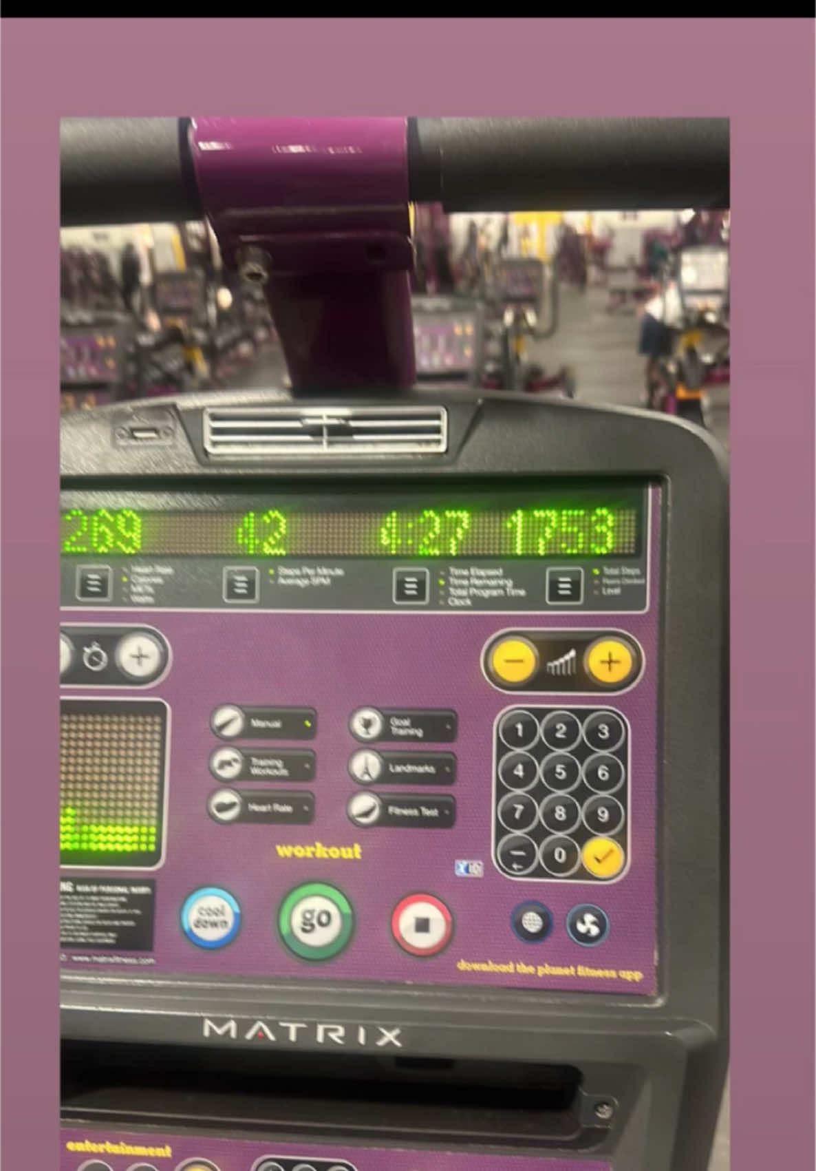 Slowly going up each time🥰 45 minutes stair master ❤️ #stairmaster #stairmasterworkout #stair #selflove #icompetewithmyself #bettermyself #planetfitness #lessgo #workoutroutine #workoutmotivation #workoutchallenge #ificandoitucandoit #fyp 