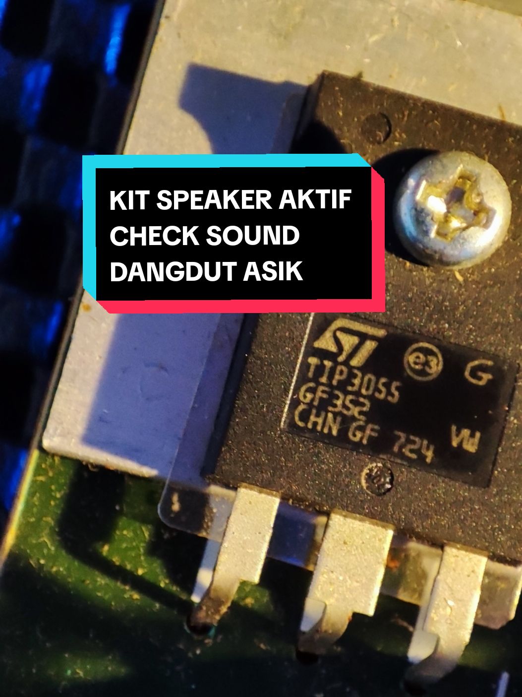 kali ini kita coba cek sound kit speaker aktif plus subwoofer memakai dangdut kalem terdengar suara bas rendahnya sangat aduhai#zkmt21 #fyp #horegjawatimur #soundsystem #horeg #audiomobil #sound #legacy #spiker #soundminiatur #powermini 