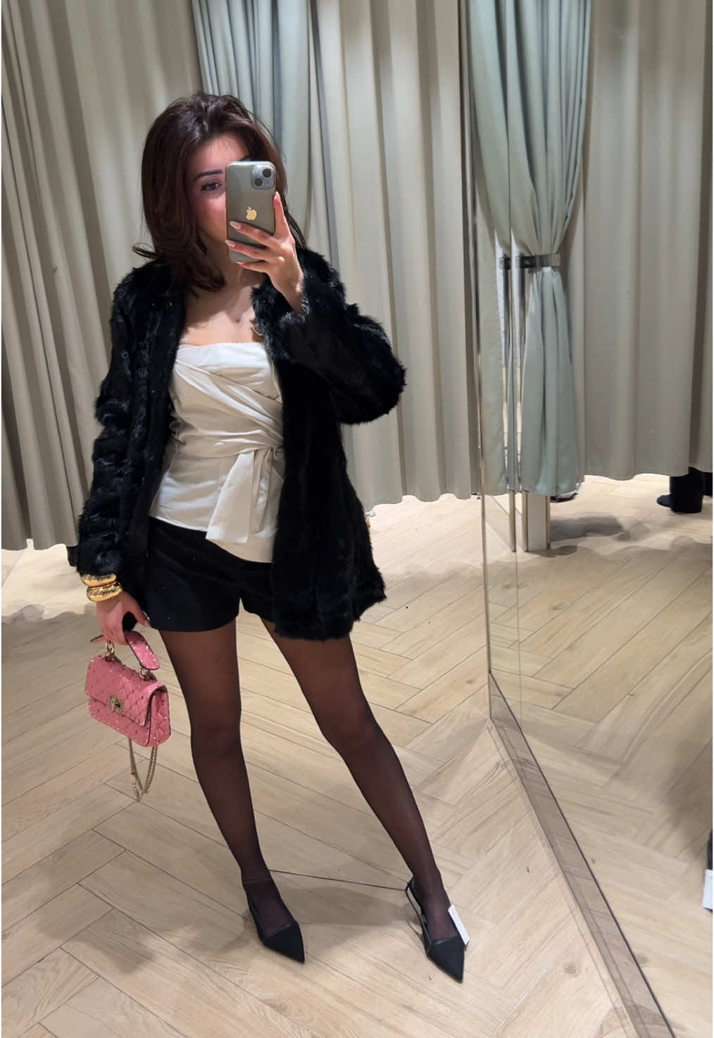 Chic and classy winter outfit😍 #fashion #outfit #elegant #classy #hm #stockholmstyle #stockholmsstil #scandinavianstyle #hmhaul #winterfashion #oldmoney #fyp #foryou #fördig #ArabTikTok 