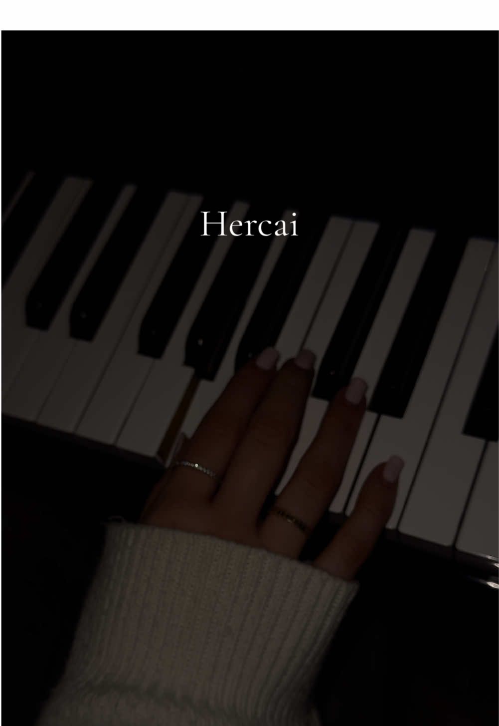 Hercai…🥀🎶 #hercai #reyyan #miran #reyyanmiran #piano #tutorial #pianotutorial #mardin #midyat #47 #dizi #turkishseries #türkiye #fyp #viral_video 