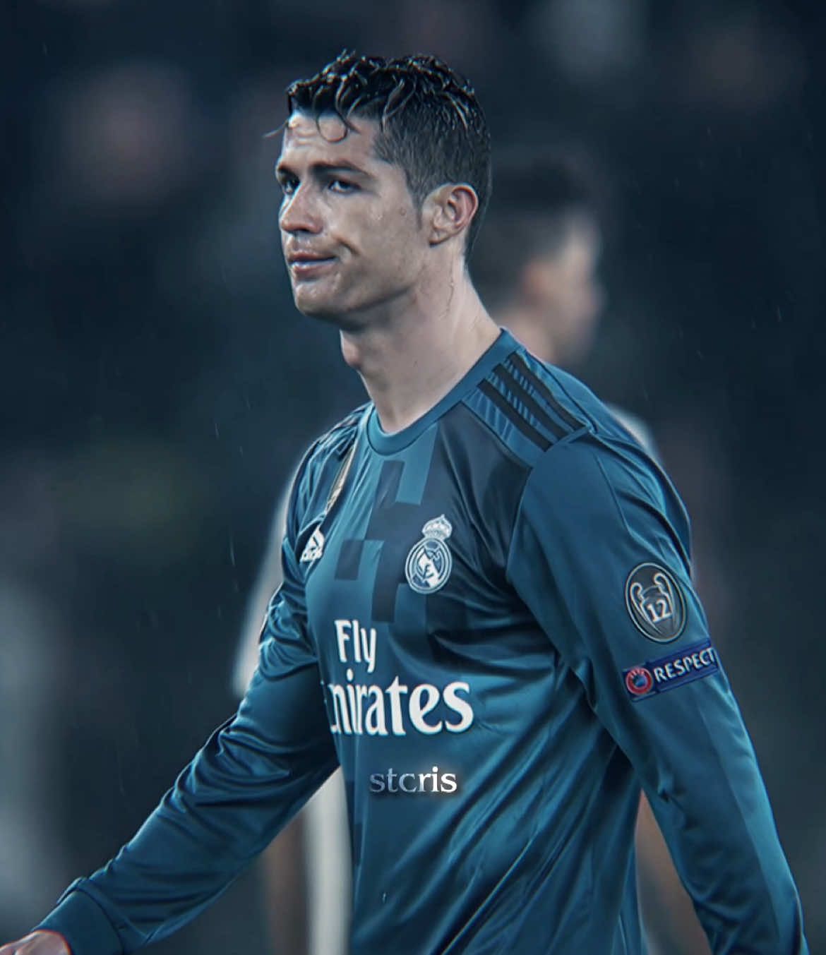 🫢 | Get my presets from the link in bio! #football #aftereffects #cristianoronaldo #realmadrid #juventus 