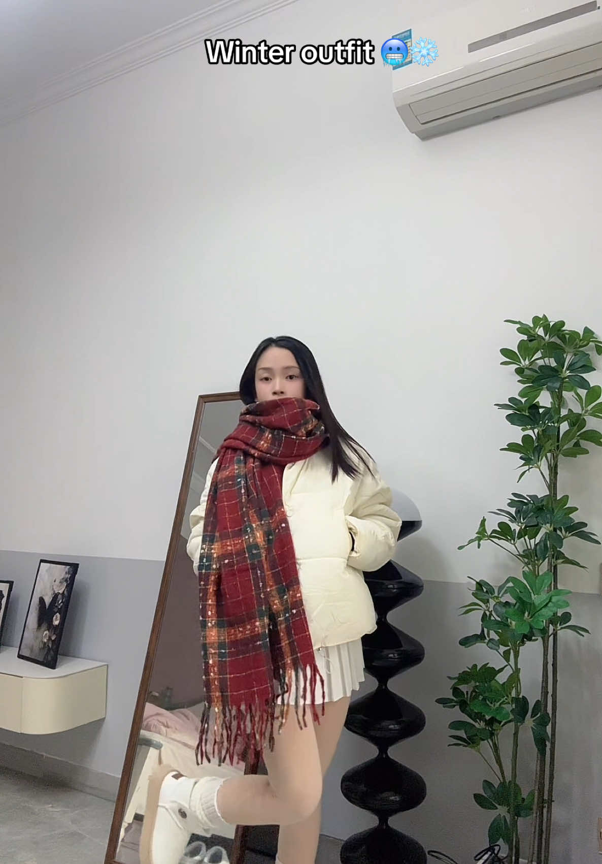 Winter outfit 🥶❄️ #winter #wintervibes #winterfashion #winteroutfit #arlynjuanani #china #arlynjuanani #filchi🇨🇳🇵🇭 #filchicouple🇨🇳🇵🇭 #chinaycouple🇵🇭🇨🇳 #chinatravel #pinayinchina🇨🇳🇵🇭🥰🥰🥰 #winterseason #OOTD #outfitoftheday #outfitinspo #outfitinspiration #scarf #model #fashionmodel #fy #fypage #fypp 