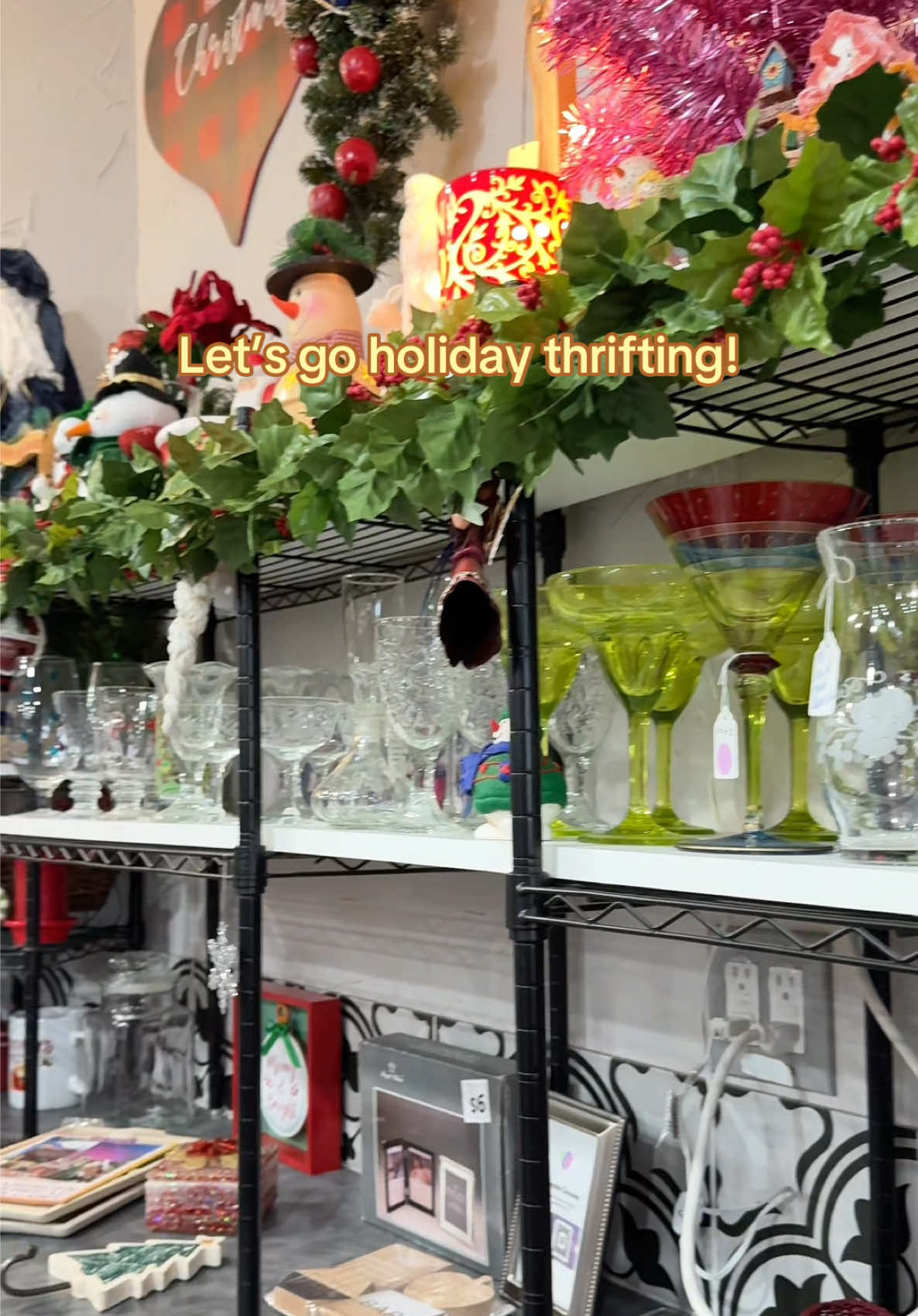 Let’s go thrifting for the holidays! Found some great decor and gifts 😍 #thriftwithme #thrifting #christmastime #giftideas #holidayseason #christmasdecor #thrifted #thriftmas #holidaygiftguide #thriftedgifts #homedecor #vintagestyle 