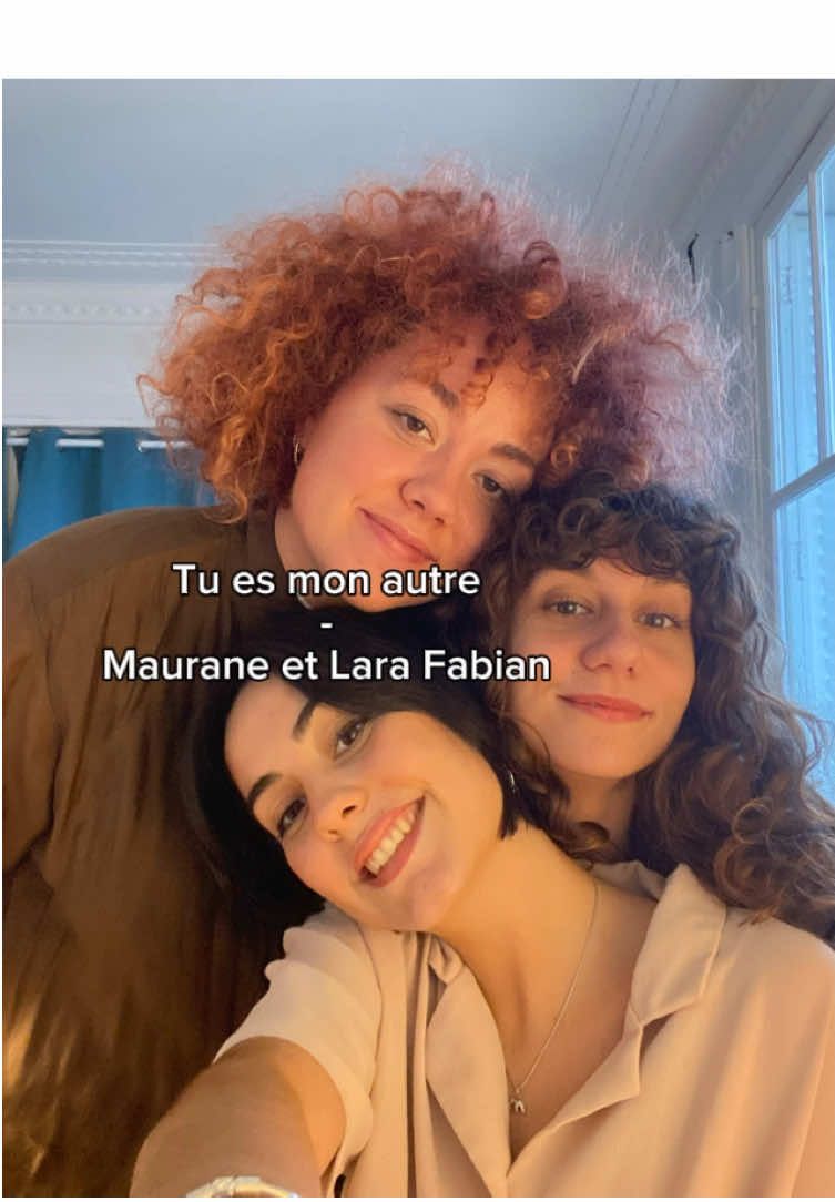 Réponse à @claradana  « Tu es mon autre » - Maurane & Lara Fabian  @Gabettoi  @Jalouseetmoi  @Malya ✨ (qui sort son 1er EP ce soir à minuit!) #harmony #hiver #VoiceEffects #coversongs #videotiktok #tuesmonautre #maurane #larafabian #cerberas 