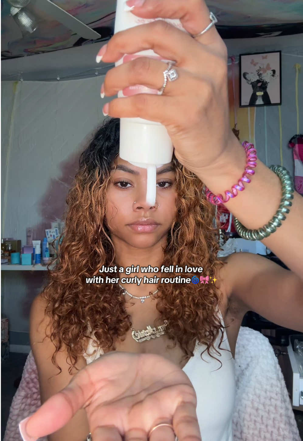 Im obsessed with doing her now that she’s perfected🤭🙂‍↔️🫶🏽🎀 product deets✨: @Hairitage by Mindy damage recovery leave in treatment & curl cream🩷 as well as @Not Your Mother’s sculpting gel💜 #beauty #hair #curlscheck #curlyhairstyles #hairinspo #Inverted #Inverted 